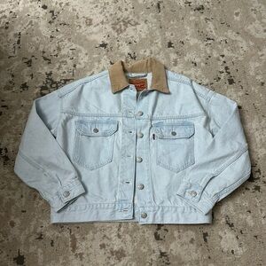 Levi's Light Blue Denim Jacket with Tan Collar Size XS